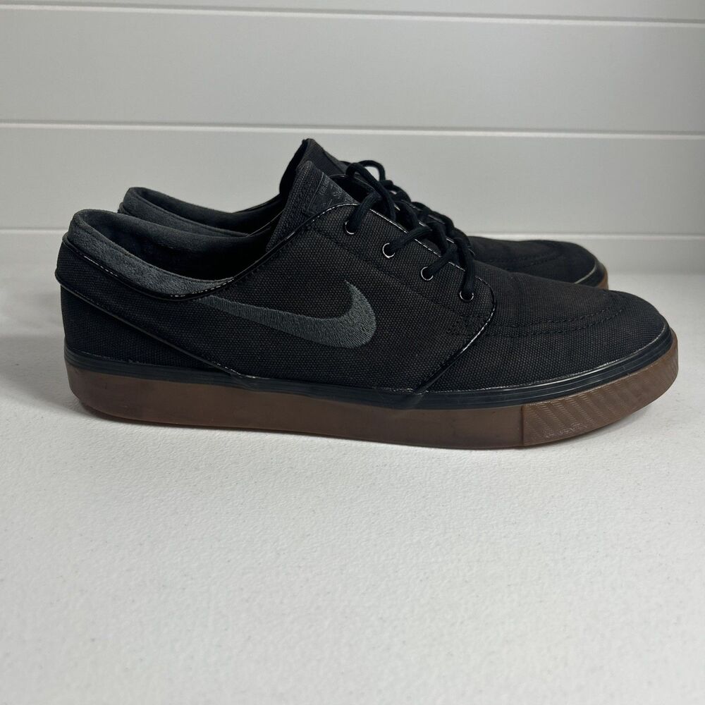 Nike Zoom Men’s Shoes Size 10.5 Black Gray Stefan Janowski Canvas Gum